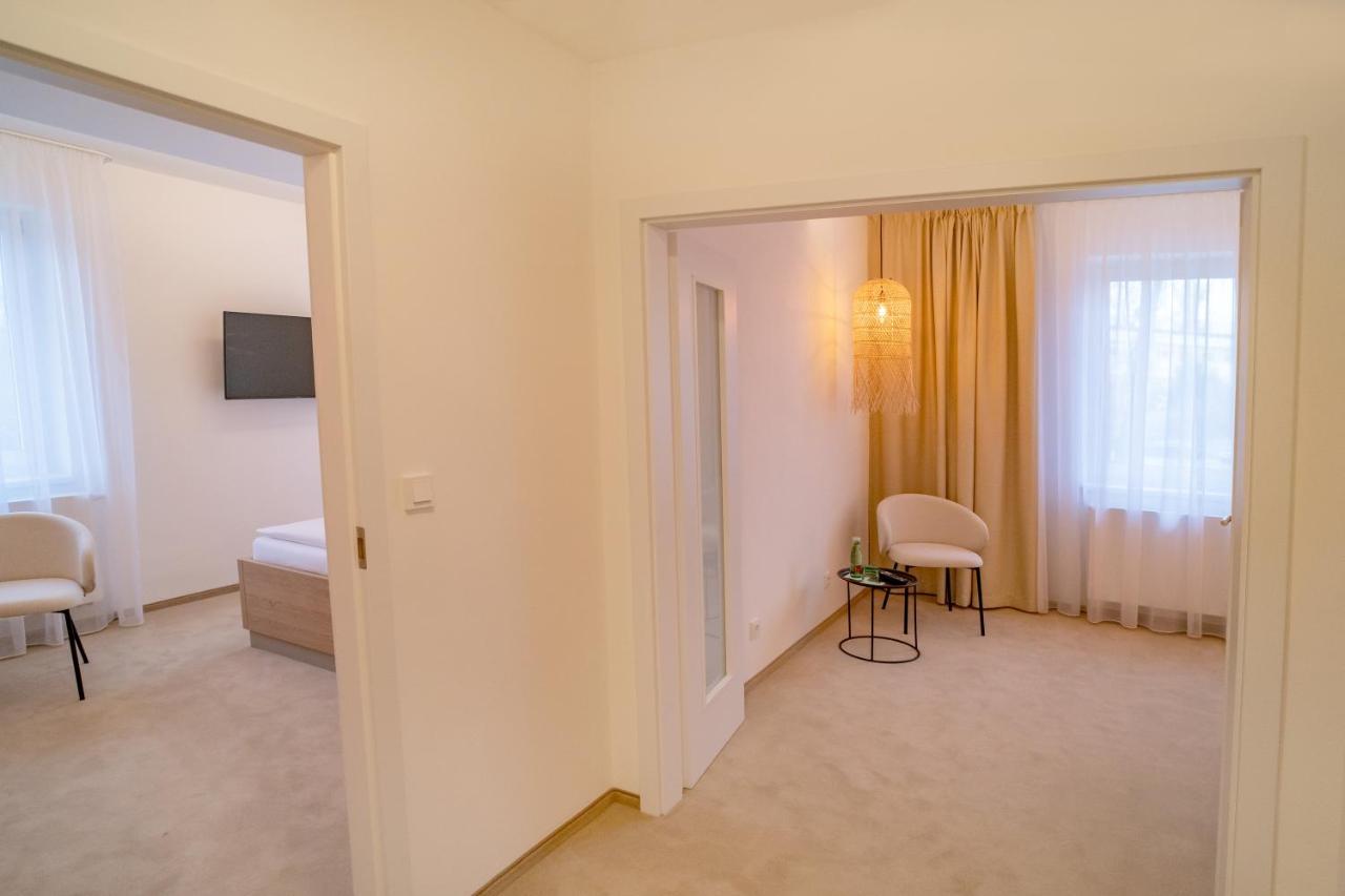 Hotel U Kaplicky Pisek  Luaran gambar