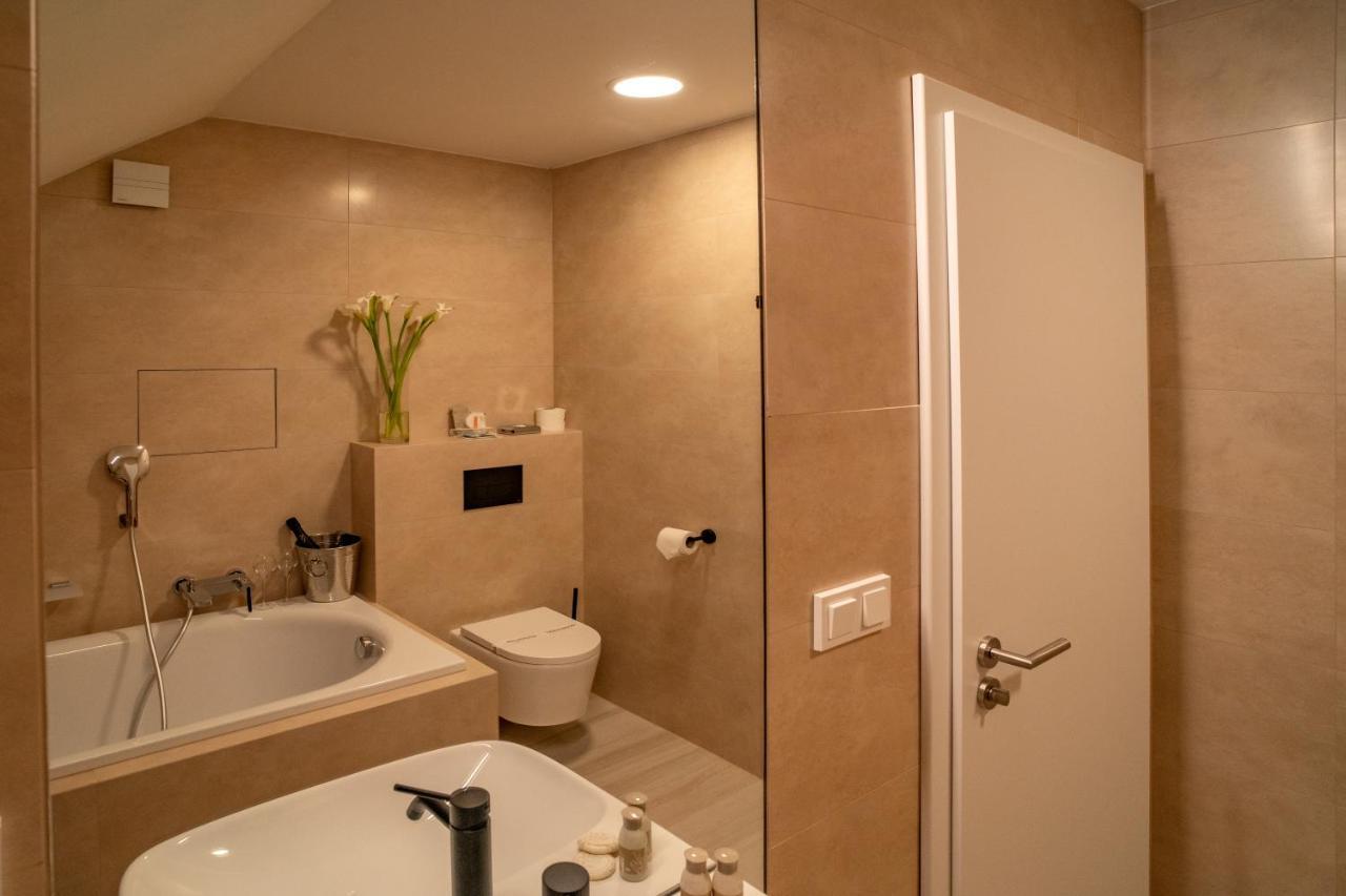 Hotel U Kaplicky Pisek  Luaran gambar